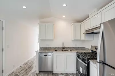 101 Colgan Avenue #25, Santa Rosa, CA 95404 - Photo 8