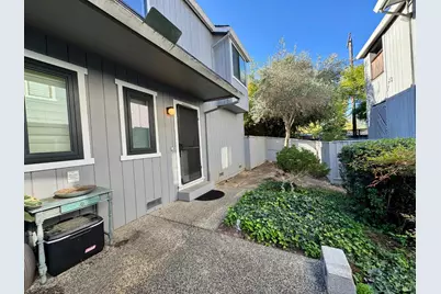 58 Scottsdale Way, Novato, CA 94945 - Photo 4