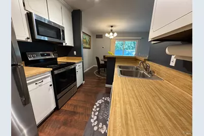 58 Scottsdale Way, Novato, CA 94945 - Photo 18