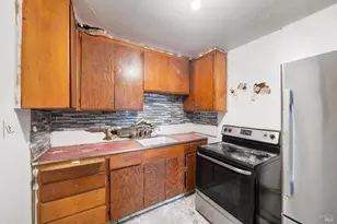 896 Carlson Blvd, Richmond, CA 94804 - Photo 8