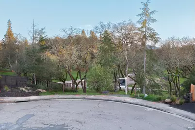 3703 Llyn Glaslyn Place, Santa Rosa, CA 95403 - Photo 2