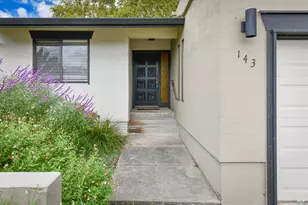 143 Vineyard Cir, Yountville, CA 94559 - Photo 2