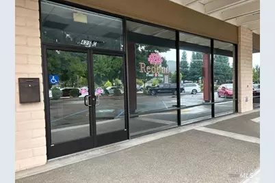 425 S Orchard Avenue, Ukiah, CA 95482 - Photo 2