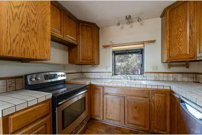 20201 Manzanita Drive, Willits, CA 95490 - Photo 6