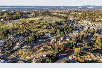 3600 Crown Hill Drive, Santa Rosa, CA 95404 - Photo 2