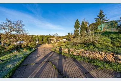 3600 Crown Hill Drive, Santa Rosa, CA 95404 - Photo 6