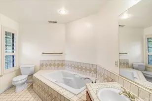 401 Fairway Ct, Healdsburg, CA 95448 - Photo 32