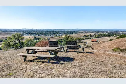 5200 Petaluma Hill Road, Santa Rosa, CA 95404 - Photo 36