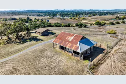 5200 Petaluma Hill Road, Santa Rosa, CA 95404 - Photo 8
