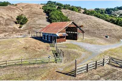 5200 Petaluma Hill Road, Santa Rosa, CA 95404 - Photo 10