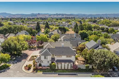 2 Wedgewood Court, Petaluma, CA 94954 - Photo 2