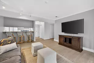 1370 Townview Ave, Santa Rosa, CA 95405 - Photo 8