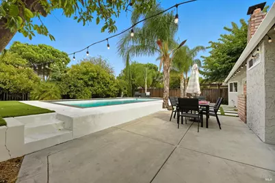 678 Claremont Drive, Vacaville, CA 95687 - Photo 26