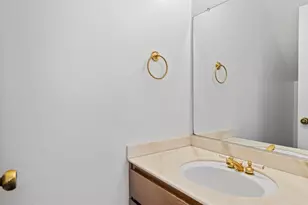 19 Burdell Ct, Novato, CA 94949 - Photo 10