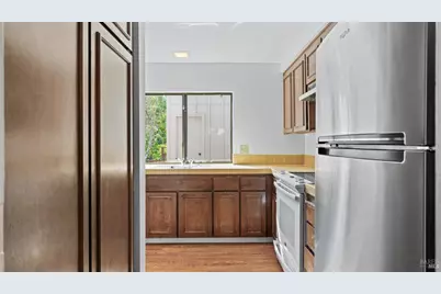 19 Burdell Court, Novato, CA 94949 - Photo 6