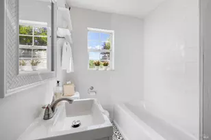 2005 Adrian St, Napa, CA 94559 - Photo 24