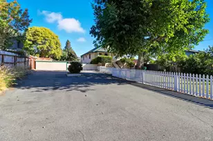 2094 Center Rd, Novato, CA 94947 - Photo 40