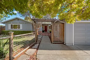 3996 Young Ave, Napa, CA 94558 - Photo 2