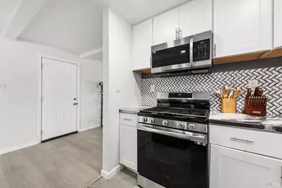 1042 Hayes Street, Fairfield, CA 94533 - Photo 8