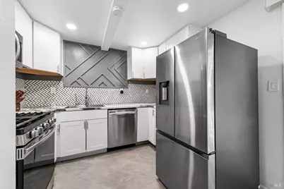 1042 Hayes Street, Fairfield, CA 94533 - Photo 12