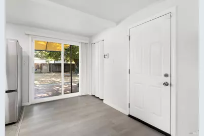 1042 Hayes Street, Fairfield, CA 94533 - Photo 14