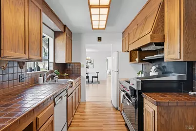 10 Hazel Court, San Rafael, CA 94901 - Photo 12