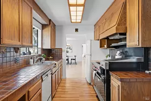 10 Hazel Ct, San Rafael, CA 94901 - Photo 12