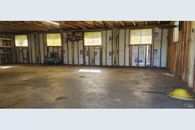 2488 Giffen Avenue, Santa Rosa, CA 95407 - Photo 2