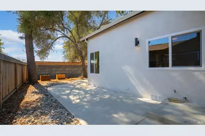 2635 Alvarado Court, Fairfield, CA 94534 - Photo 38