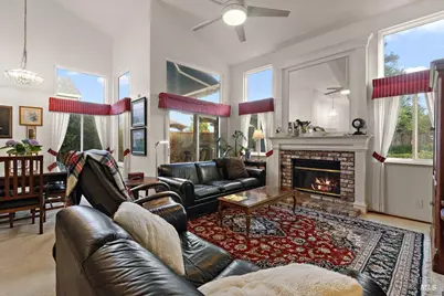 564 Rose Drive, Benicia, CA 94510 - Photo 8