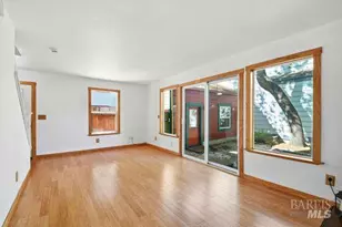 930 Kingwood St, Santa Rosa, CA 95401 - Photo 4