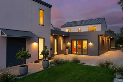 983 Grove Street, Healdsburg, CA 95448 - Photo 2