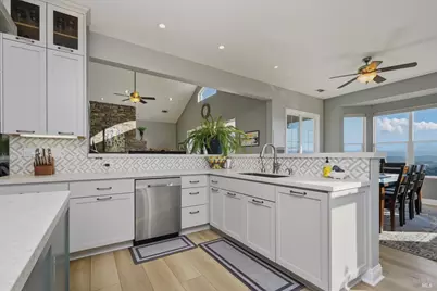 18530 Glenwood Road, Hidden Valley Lake, CA 95467 - Photo 18