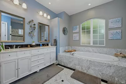 18530 Glenwood Road, Hidden Valley Lake, CA 95467 - Photo 26