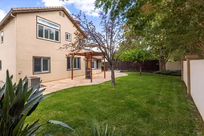 918 Moonstone Court, Vacaville, CA 95687 - Photo 52