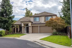 918 Moonstone Ct, Vacaville, CA 95687 - Photo 2