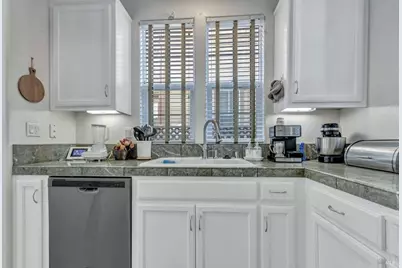 8115 W Carlisle Street, Vallejo, CA 94591 - Photo 14