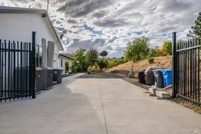 7931 Linda Vista Road, Vacaville, CA 95688 - Photo 62
