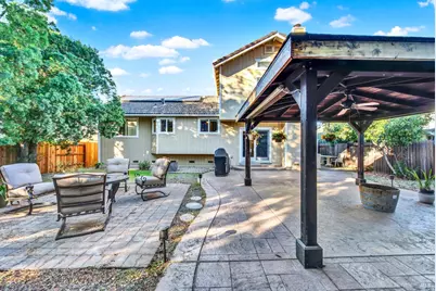 985 Chalice Court, Fairfield, CA 94533 - Photo 46