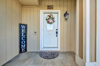 985 Chalice Court, Fairfield, CA 94533 - Photo 4