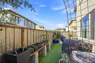 1617 Sorrel Street, Santa Rosa, CA 95403 - Photo 28