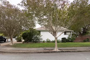 2387 Meyers Dr, Santa Rosa, CA 95403 - Photo 6