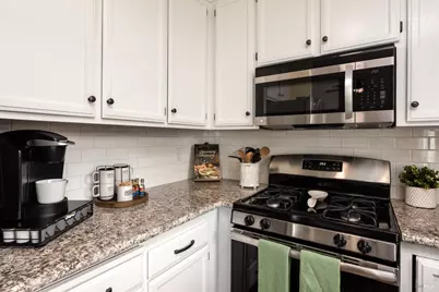 2734 Lakeview Drive, Santa Rosa, CA 95405 - Photo 12