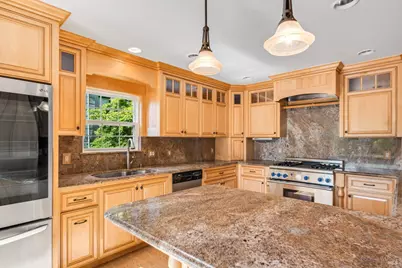 811 D Street, Petaluma, CA 94952 - Photo 12