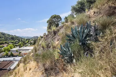 51 El Camino Avenue, San Rafael, CA 94901 - Photo 2