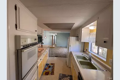 28 Springhill Court, Santa Rosa, CA 95409 - Photo 14