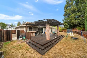 506 Midway Ct, Martinez, CA 94553 - Photo 32