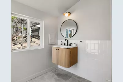 17285 Hillcrest Avenue, Sonoma, CA 95476 - Photo 52