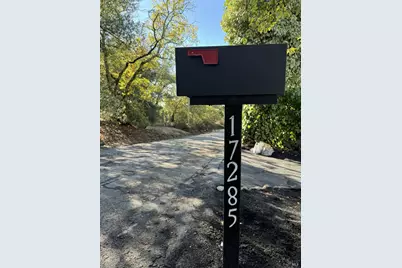 17285 Hillcrest Avenue, Sonoma, CA 95476 - Photo 14