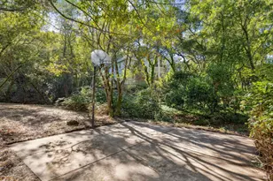 2815 Vineyard Rd, Novato, CA 94947 - Photo 94